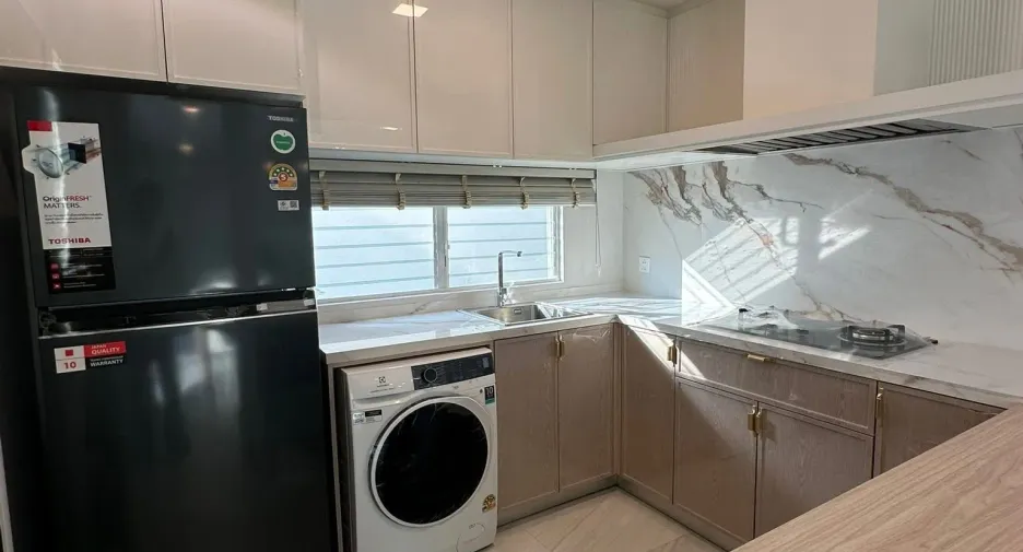 Casa en alquiler de 4 habitaciones en Bang Phli, Samut Prakan