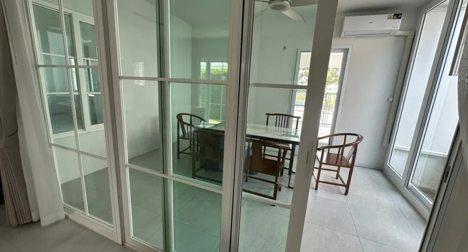 Casa en alquiler de 4 habitaciones en Bang Phli, Samut Prakan