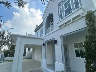 For rent 4 bedrooms house in Bang Phli, Samut Prakan