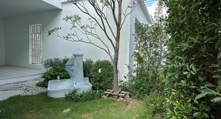 Casa en alquiler de 4 habitaciones en Bang Phli, Samut Prakan