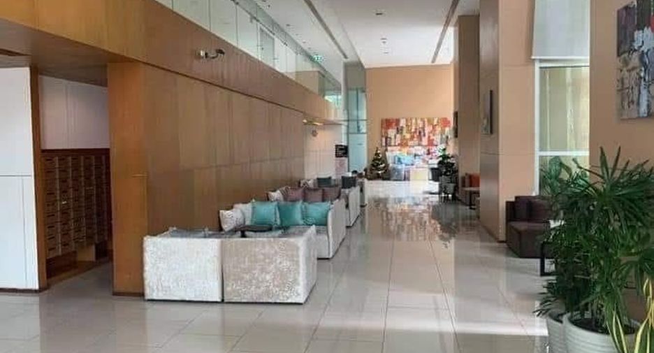 Condo en alquiler de 1 habitaciones en Khlong San, Bangkok