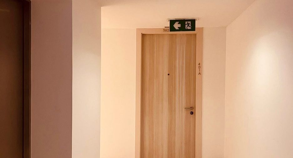 For rent studio condo in Pratumnak, Pattaya