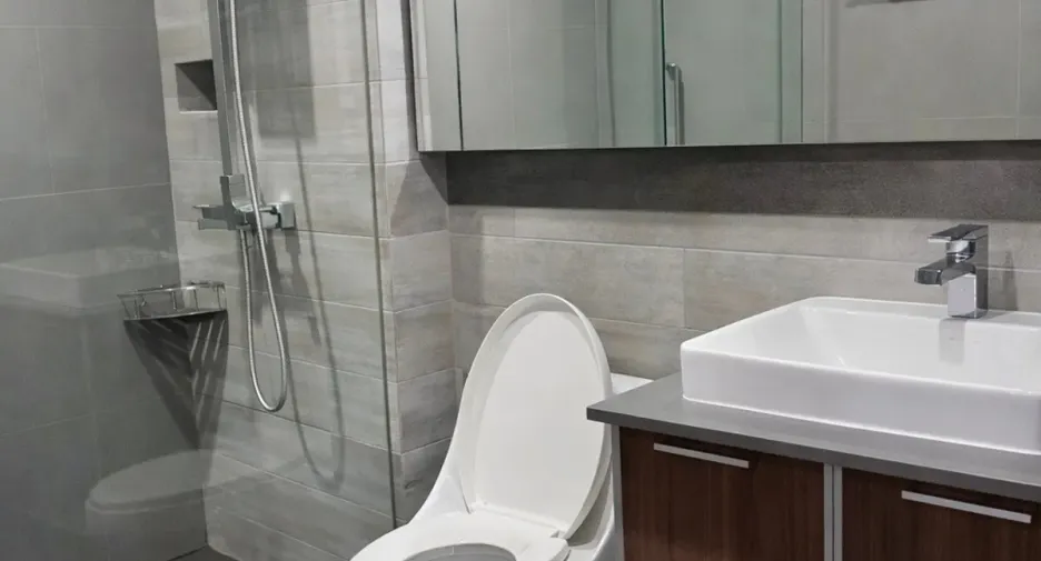 For rent 2 bedrooms condo in Sathon, Bangkok