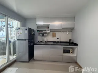 Аренда 2 спальни кондо в Хуаи Кхщанг, Бангкок