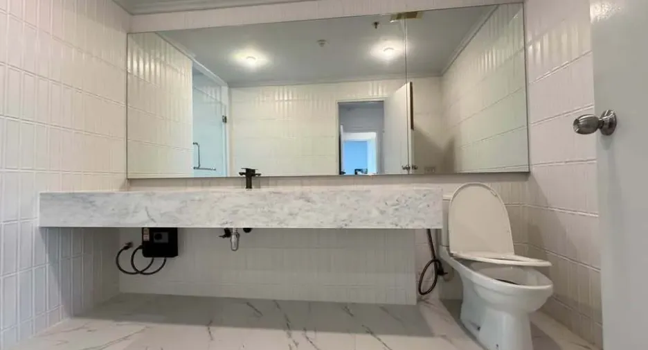 For rent 3 ベッドルーム condo in Chom Thong, Bangkok