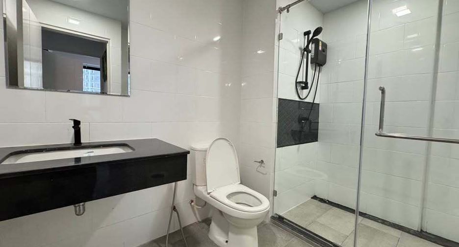 For rent 3 ベッドルーム condo in Chom Thong, Bangkok