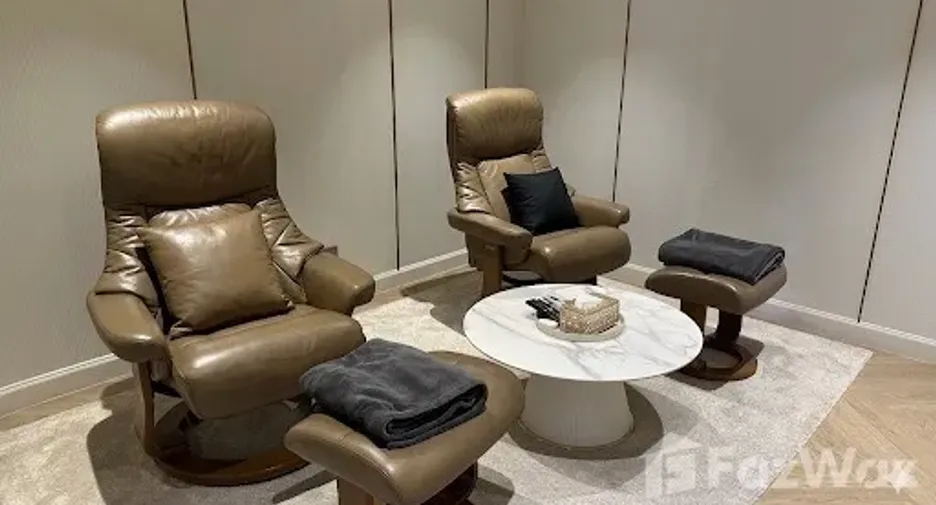 For sale and for rent 6 bedrooms retail Space in Bang Na, Bangkok