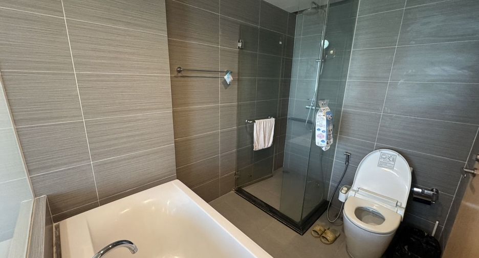 Condo en venta de 2 habitaciones en Khlong Toei, Bangkok