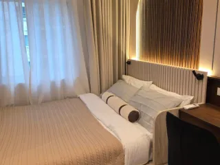 À louer 2 chambres condo à Yan Nawa, Bangkok