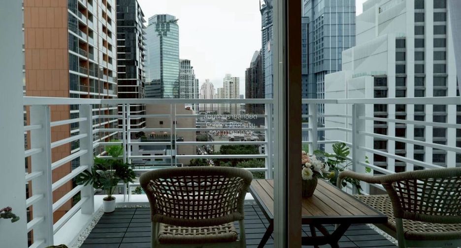 For sale 2 bedrooms condo in Khlong Toei, Bangkok