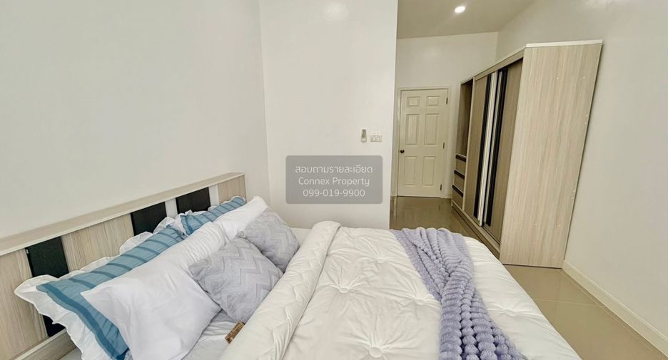 For sale 2 bedrooms townhouse in East Pattaya, Pattaya