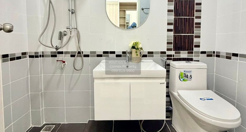 For sale 2 bedrooms townhouse in East Pattaya, Pattaya
