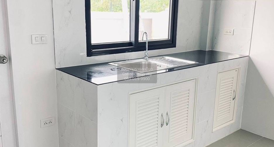 Продажа 3 спальни дом в Sam Khok, Патумтани