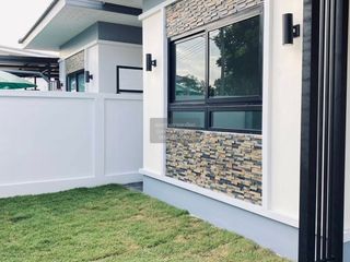 For sale 3 bedrooms house in Sam Khok, Pathum Thani