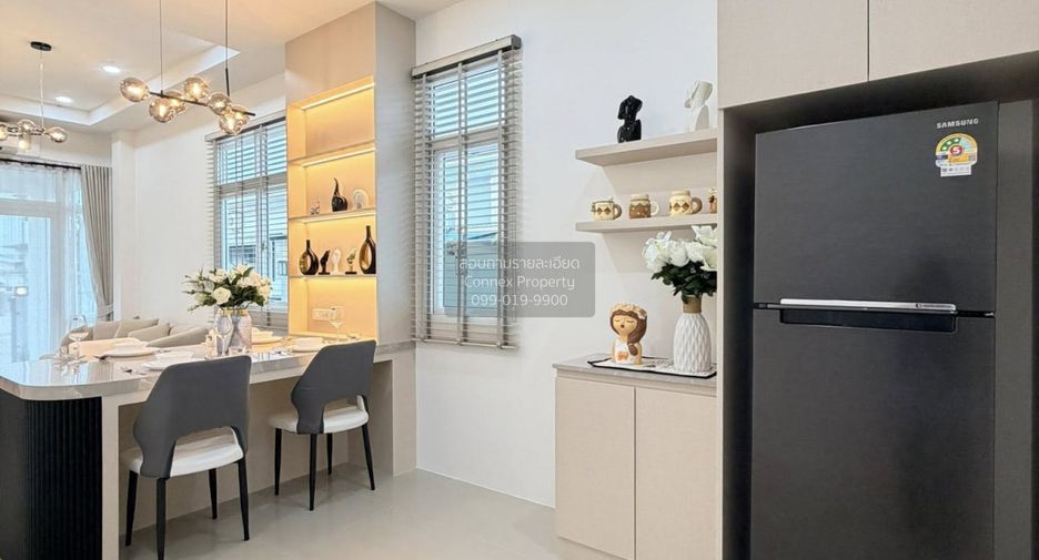 For sale 2 bedrooms townhouse in East Pattaya, Pattaya
