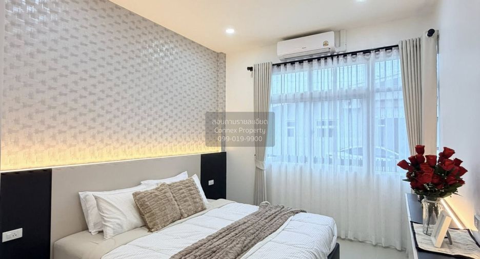 For sale 2 bedrooms townhouse in East Pattaya, Pattaya