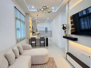 Продажа 2 спальни таунхаус в Банг Ламунг, Чонбури