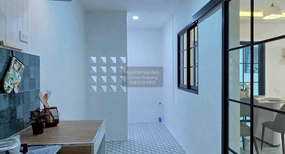 Casa adosada en venta de 4 habitaciones en Bang Kruai, Nonthaburi