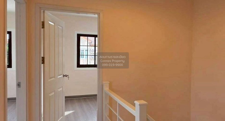 Casa adosada en venta de 4 habitaciones en Bang Kruai, Nonthaburi