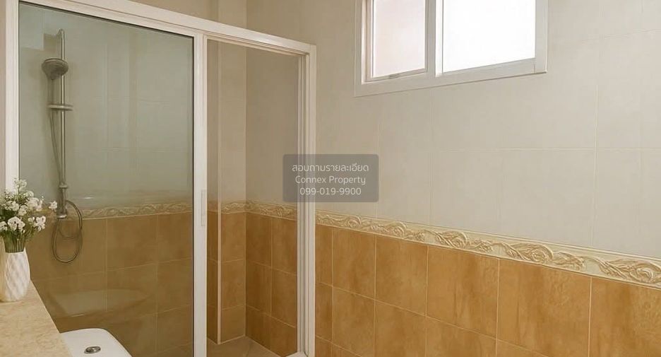 For sale 4 bedrooms house in Mueang Nonthaburi, Nonthaburi