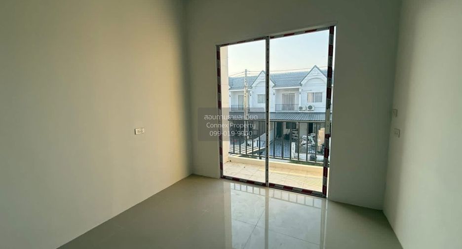 For sale 2 ベッドルーム townhouse in East Pattaya, Pattaya