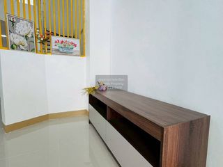 For sale 2 bedrooms townhouse in Mueang Pathum Thani, Pathum Thani