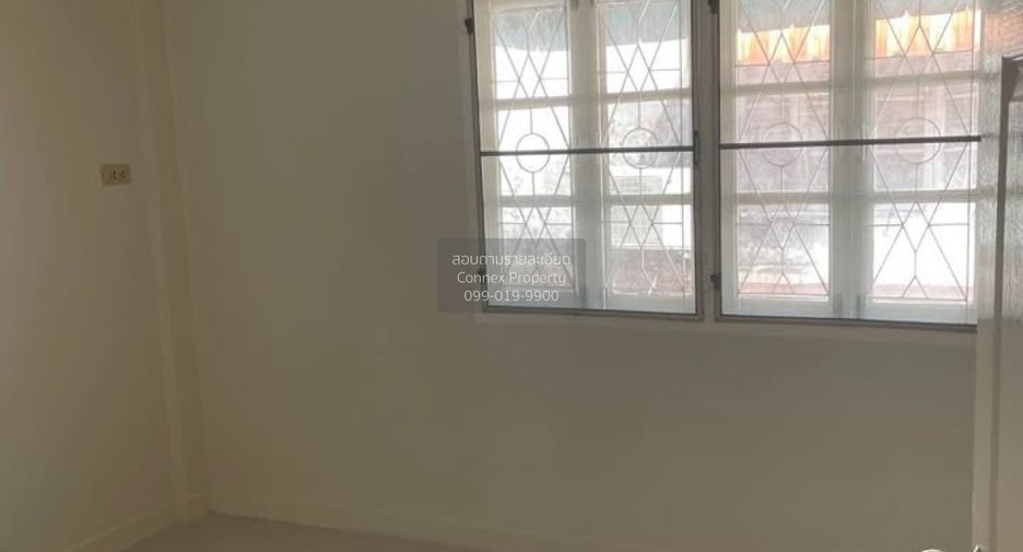 For sale 2 bedrooms townhouse in Khlong Sam Wa, Bangkok