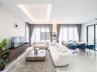 Casa en venta de 4 habitaciones en Wang Thonglang, Bangkok