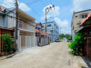 出售 2 卧室 联排别墅 在 Mueang Nonthaburi, Nonthaburi