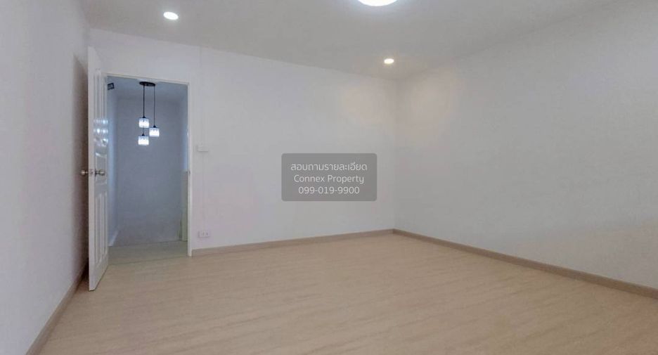 For sale 2 ベッドルーム townhouse in Mueang Nonthaburi, Nonthaburi