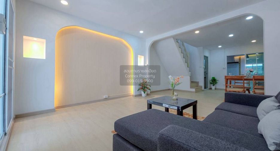 For sale 2 ベッドルーム townhouse in Mueang Nonthaburi, Nonthaburi
