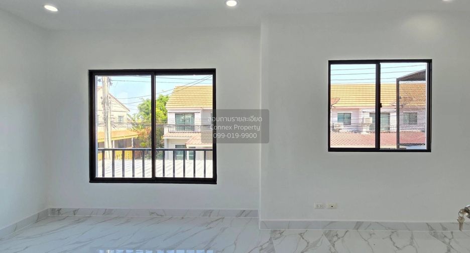 For sale 3 bedrooms townhouse in Lam Luk Ka, Pathum Thani