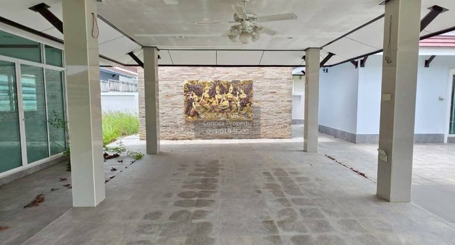 Casa en venta de 6 habitaciones en Sattahip, Chonburi