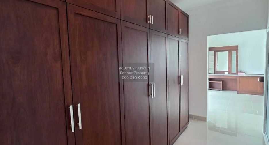 Casa en venta de 6 habitaciones en Sattahip, Chonburi
