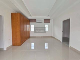 For sale 6 bedrooms house in Bang Saray, Pattaya
