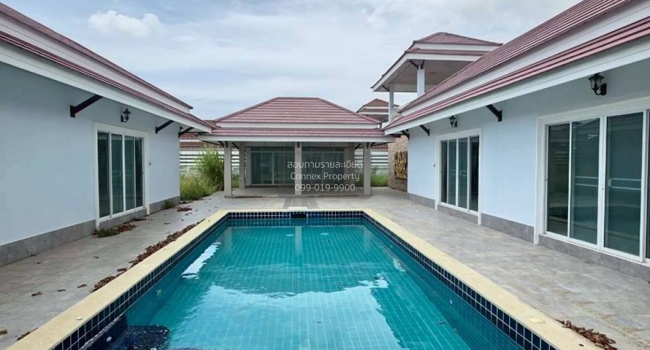 Casa en venta de 6 habitaciones en Sattahip, Chonburi