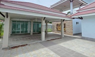 Casa en venta de 6 habitaciones en Sattahip, Chonburi