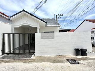 For sale 2 ベッドルーム house in Bang Lamung, Chonburi