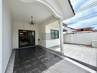 For sale 2 ベッドルーム house in Bang Lamung, Chonburi