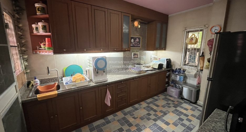 For sale 3 bedrooms house in Prawet, Bangkok