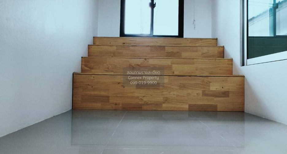 Casa en venta de 3 habitaciones en Bang Phli, Samut Prakan