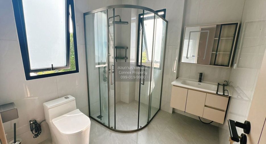 For sale 5 bedrooms villa in Jomtien, Pattaya