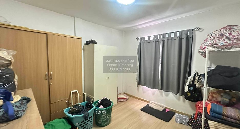 For sale 3 bedrooms townhouse in Thung Khru, Bangkok