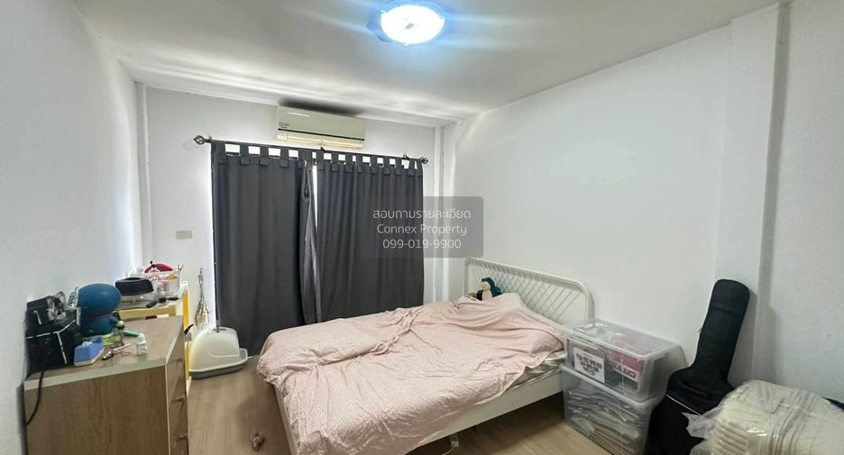 For sale 3 bedrooms townhouse in Thung Khru, Bangkok