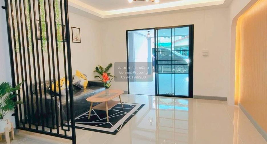 For sale 2 bedrooms townhouse in Min Buri, Bangkok