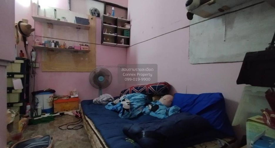 À vendre 5 chambres maison de ville à Mueang Samut Prakan, Samut Prakan