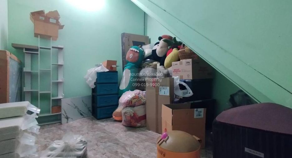 À vendre 5 chambres maison de ville à Mueang Samut Prakan, Samut Prakan