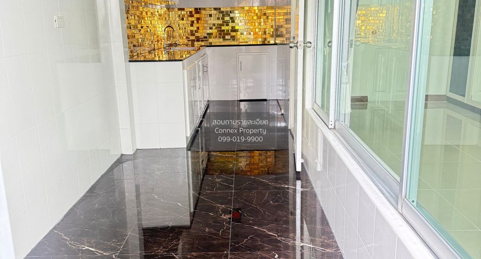 Haus zum Kauf mit 3 Zimmer in Bang Khun Thian, Bangkok