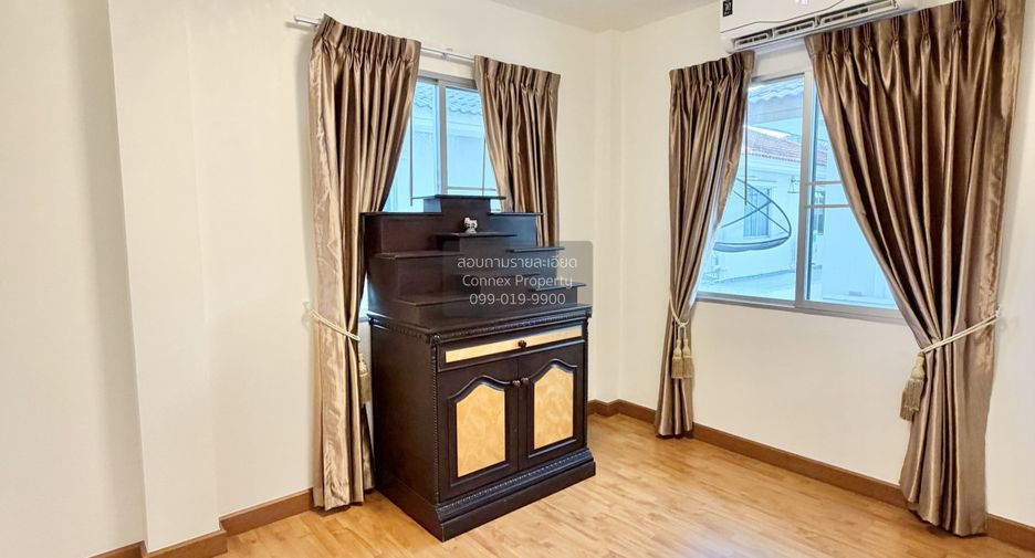 Haus zum Kauf mit 3 Zimmer in Bang Khun Thian, Bangkok