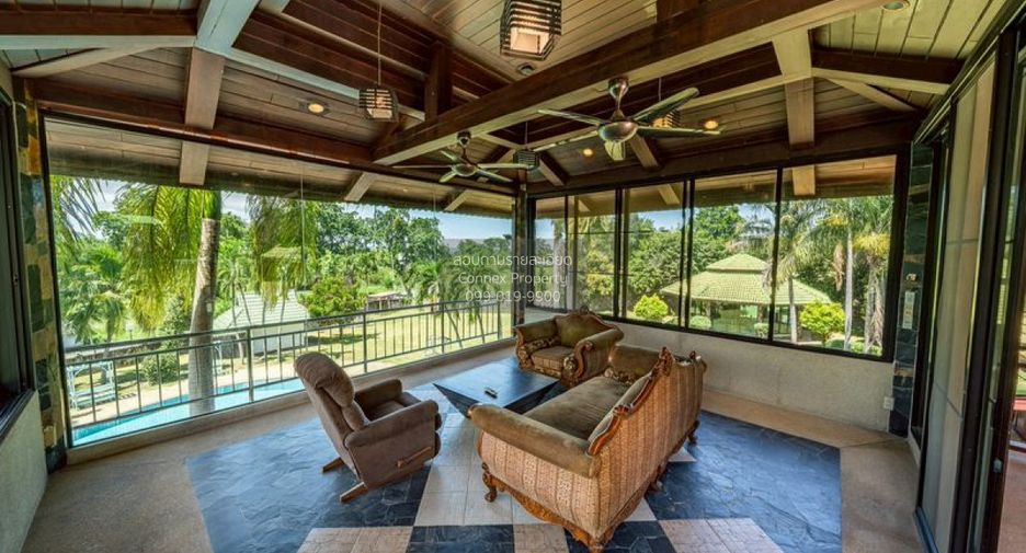 Villa zum Kauf mit 10 Zimmer in Huay Yai, Pattaya